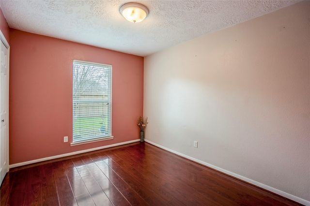 11817 Southlake Drive, Houston, TX 77077