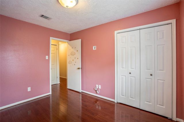 11817 Southlake Drive, Houston, TX 77077