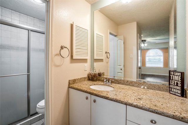 11817 Southlake Drive, Houston, TX 77077