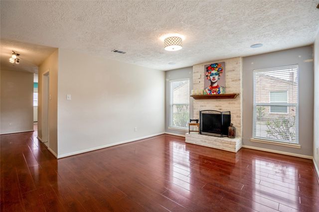 11817 Southlake Drive, Houston, TX 77077