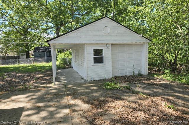 19719 Ferguson Street, Detroit, MI 48235