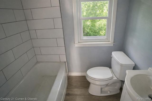 19719 Ferguson Street, Detroit, MI 48235