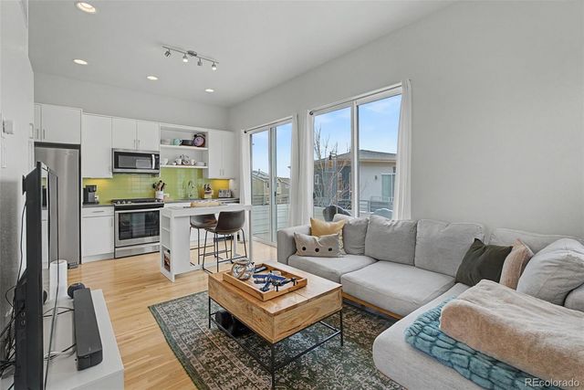 627 Siena Court, Lafayette, CO 80026