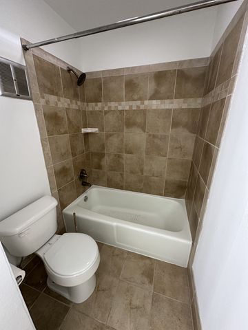 4958 Edmondson Pike Apt B9, Nashville, TN 37211