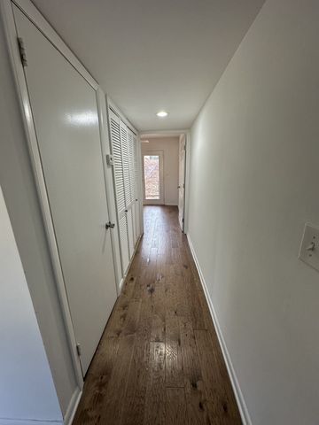 4958 Edmondson Pike Apt B9, Nashville, TN 37211