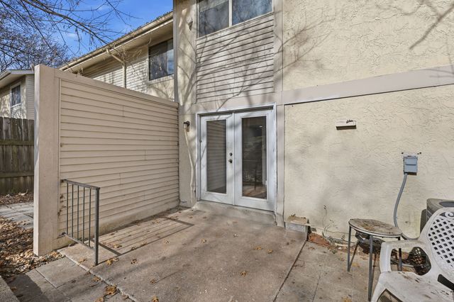 4958 Edmondson Pike Apt B9, Nashville, TN 37211