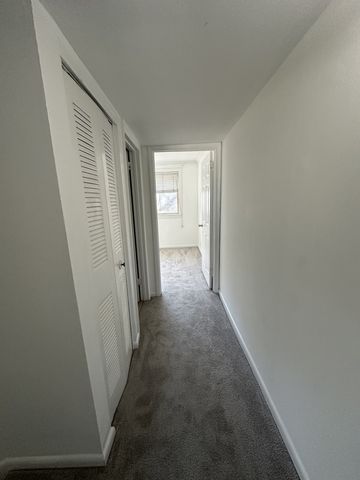 4958 Edmondson Pike Apt B9, Nashville, TN 37211