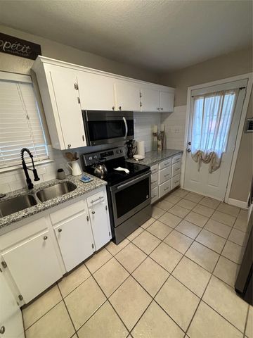 1307 Sherry LN B, Copperas Cove, TX 76522