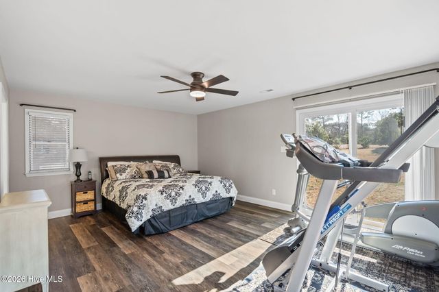 237 Ravenswood Road, Hampstead, NC 28443