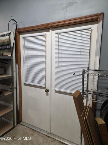 237 Ravenswood Road, Hampstead, NC 28443