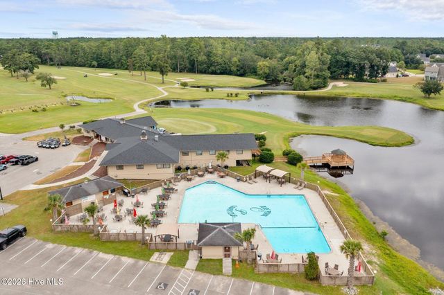 237 Ravenswood Road, Hampstead, NC 28443