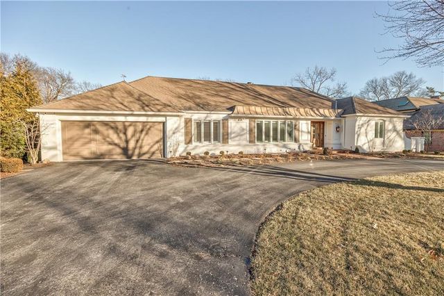 6717 Willow Lane, Mission Hills, KS 66208