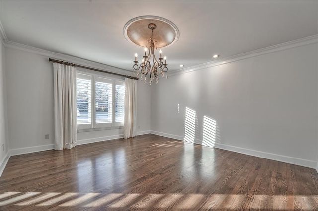 6717 Willow Lane, Mission Hills, KS 66208