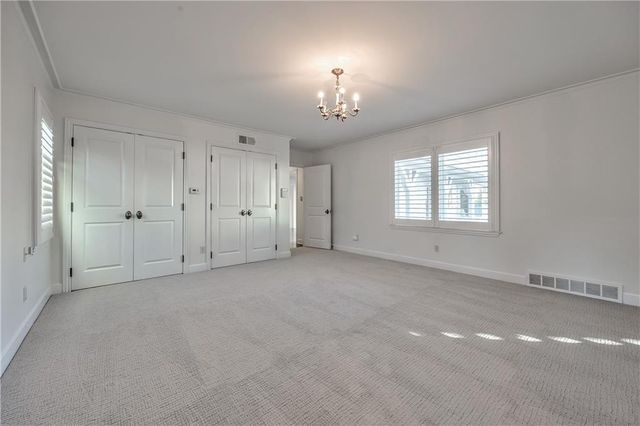 6717 Willow Lane, Mission Hills, KS 66208