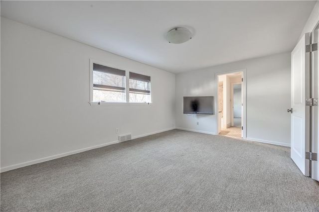 6717 Willow Lane, Mission Hills, KS 66208