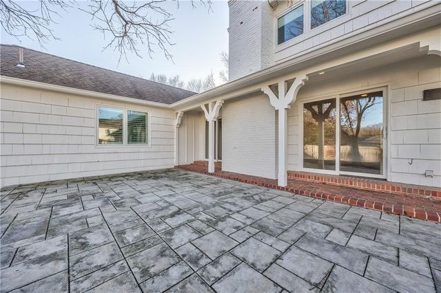 6717 Willow Lane, Mission Hills, KS 66208