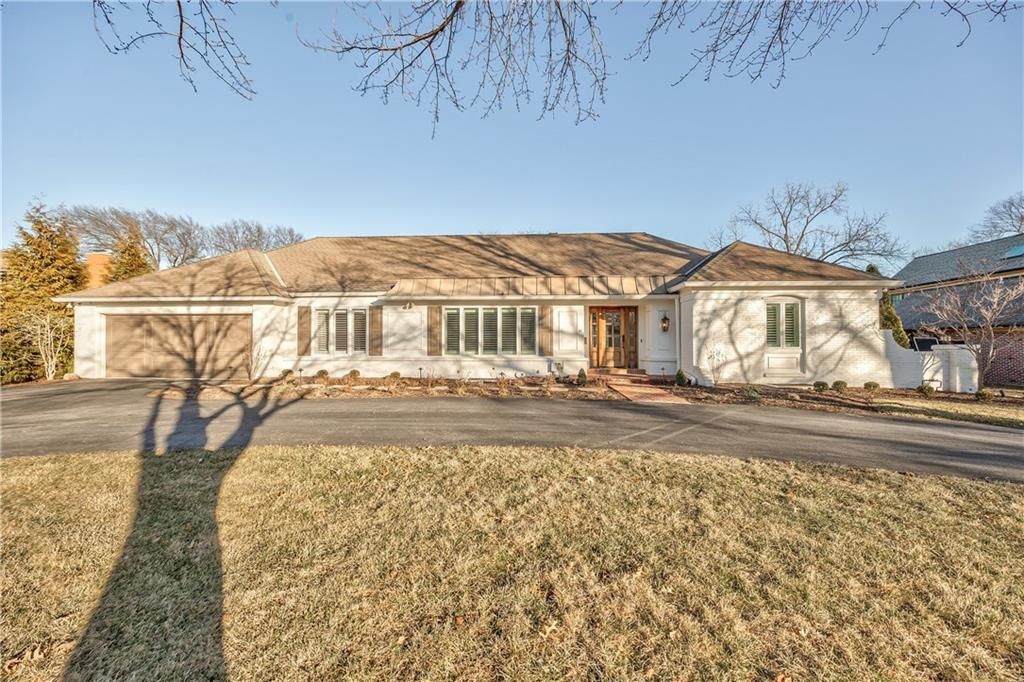 6717 Willow Lane, Mission Hills, KS 66208