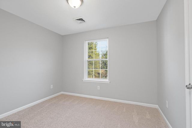 829 W GARDEN RD, Vineland, NJ 08360