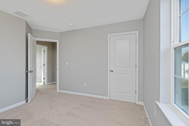 829 W GARDEN RD, Vineland, NJ 08360