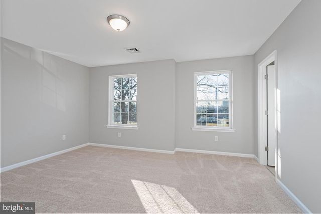 829 W GARDEN RD, Vineland, NJ 08360