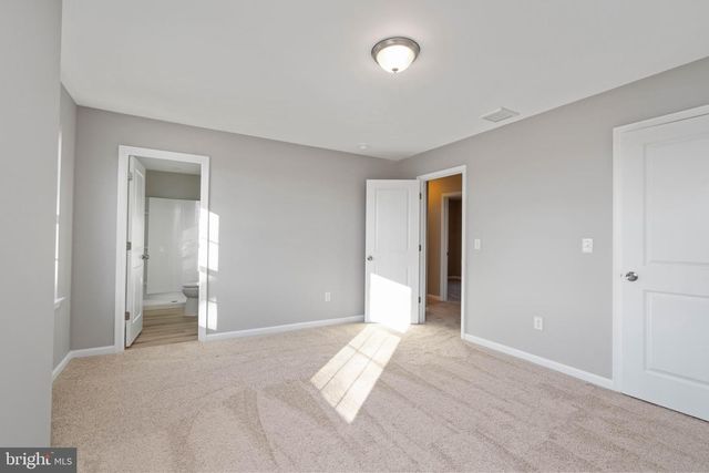 829 W GARDEN RD, Vineland, NJ 08360