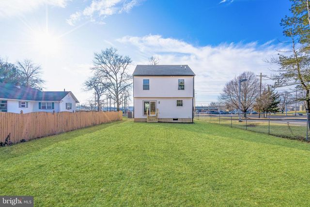 829 W GARDEN RD, Vineland, NJ 08360