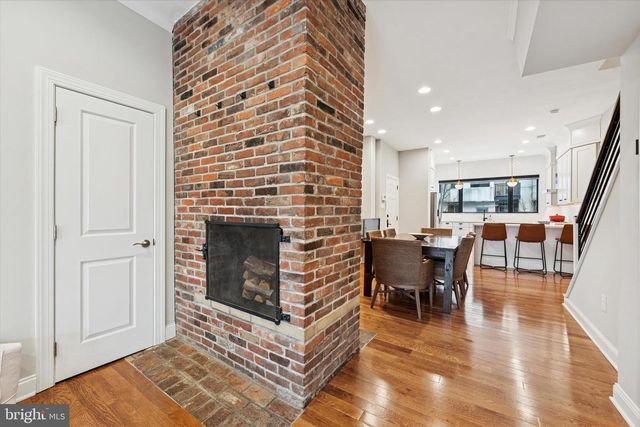 1916 LOMBARD ST, Philadelphia, PA 19146