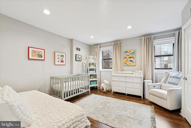 1916 LOMBARD ST, Philadelphia, PA 19146