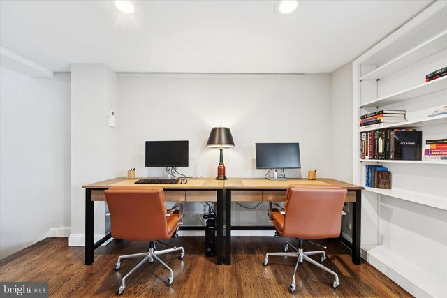 1916 LOMBARD ST, Philadelphia, PA 19146