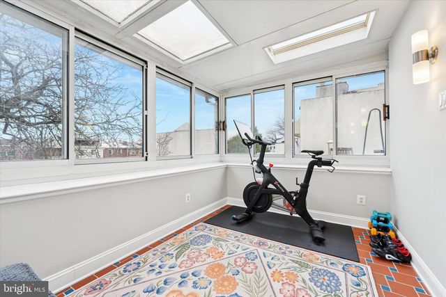 1916 LOMBARD ST, Philadelphia, PA 19146