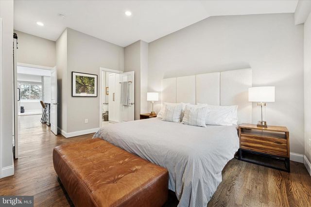 1916 LOMBARD ST, Philadelphia, PA 19146