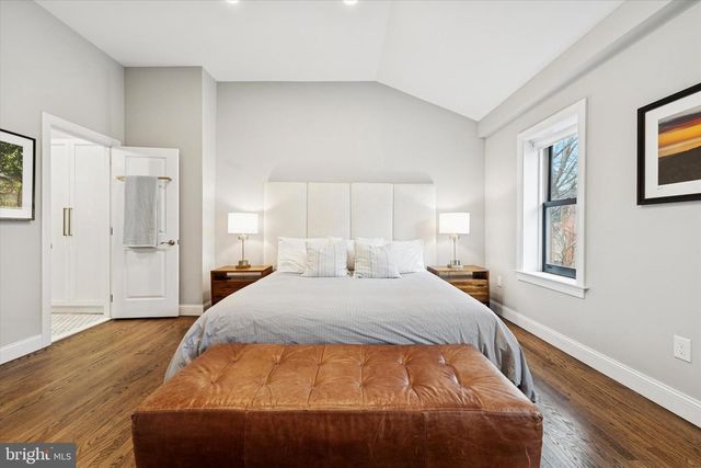 1916 LOMBARD ST, Philadelphia, PA 19146