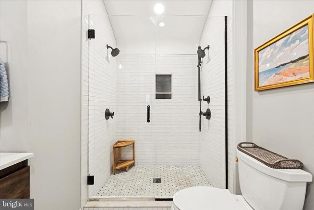 1916 LOMBARD ST, Philadelphia, PA 19146