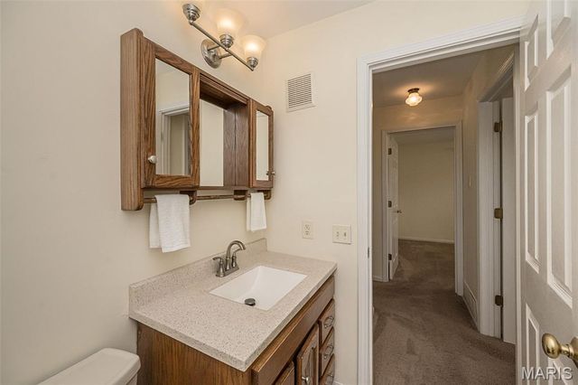 612 Acorn Drive, Crestwood, MO 63126