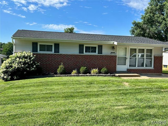612 Acorn Drive, Crestwood, MO 63126