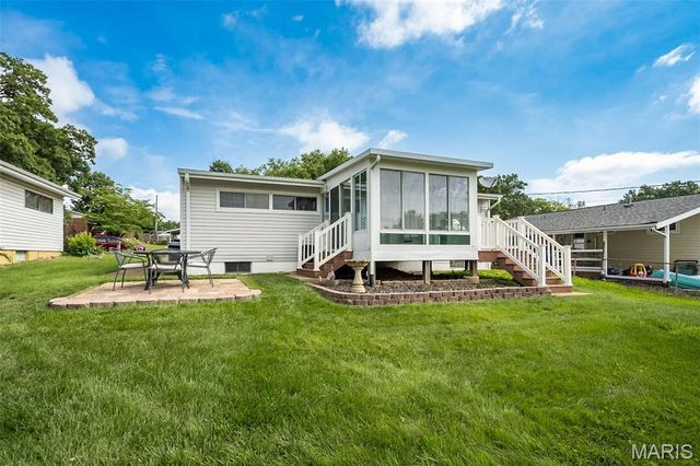 612 Acorn Drive, Crestwood, MO 63126