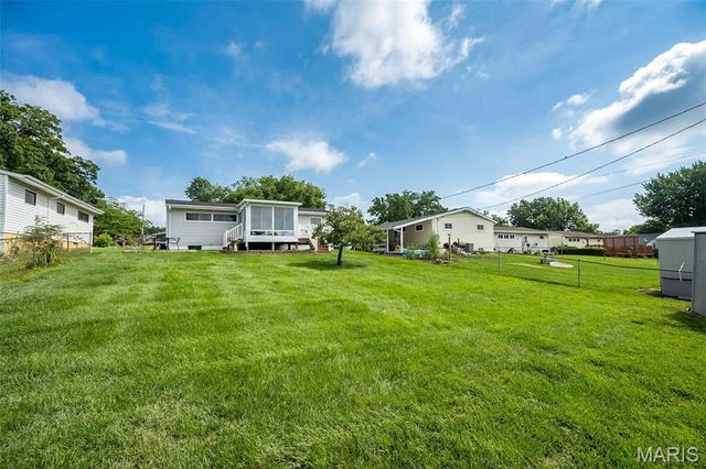 612 Acorn Drive, Crestwood, MO 63126