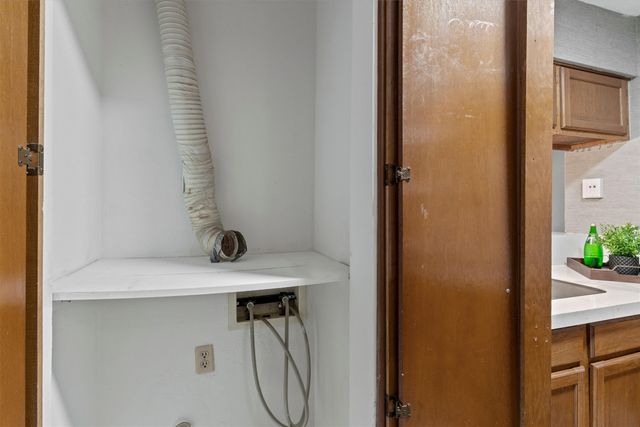 6900 Skillman Street 406, Dallas, TX 75231