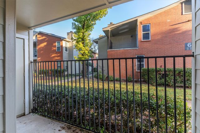 6900 Skillman Street 406, Dallas, TX 75231
