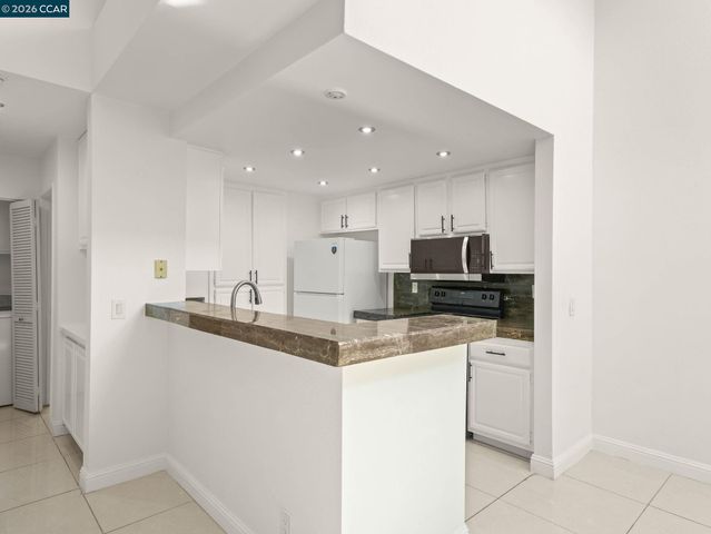 6204 Buena Vista Dr B, Newark, CA 94560