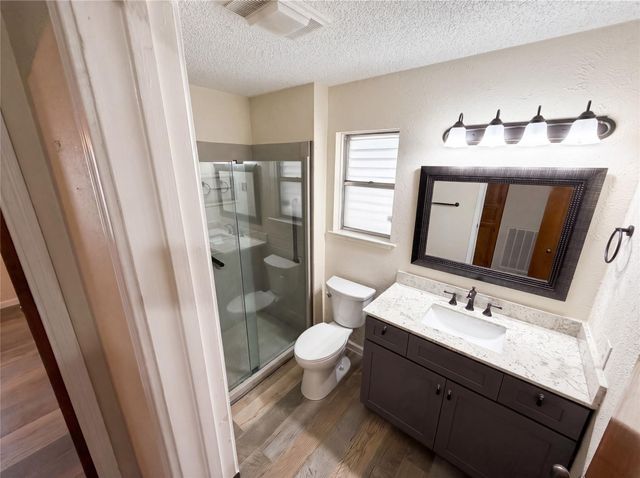 522 27th Avenue N, Texas City, TX 77590