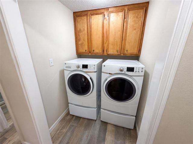 522 27th Avenue N, Texas City, TX 77590