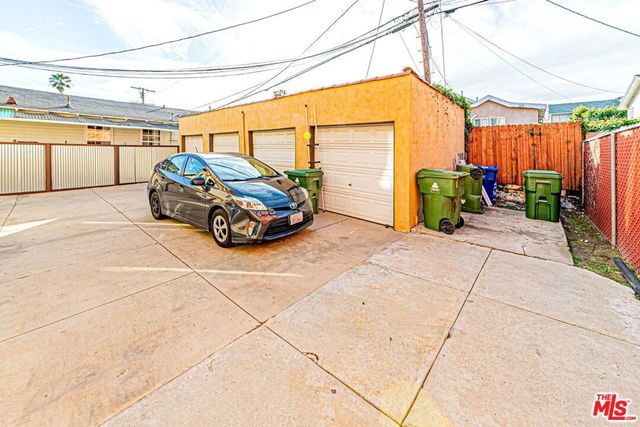 1159 West Boulevard, Los Angeles, CA 90019