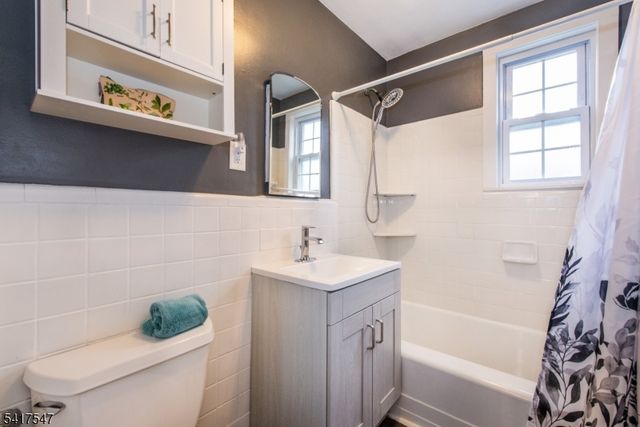 101 Gates Ave E7, Montclair Twp., NJ 07042