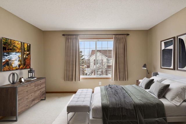 18039 69th Place N, Maple Grove, MN 55311