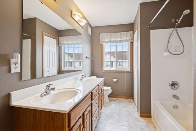 18039 69th Place N, Maple Grove, MN 55311