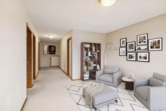 18039 69th Place N, Maple Grove, MN 55311