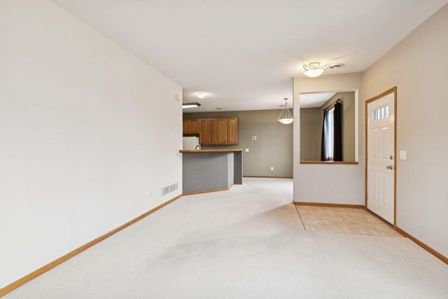 18039 69th Place N, Maple Grove, MN 55311