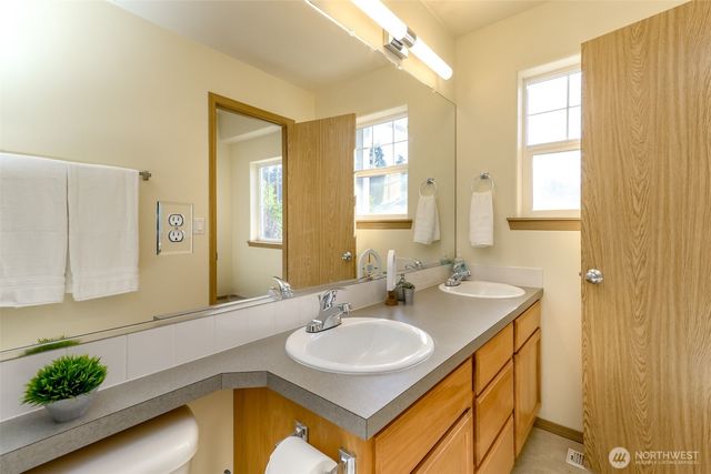 16018 89th Avenue E, Puyallup, WA 98375