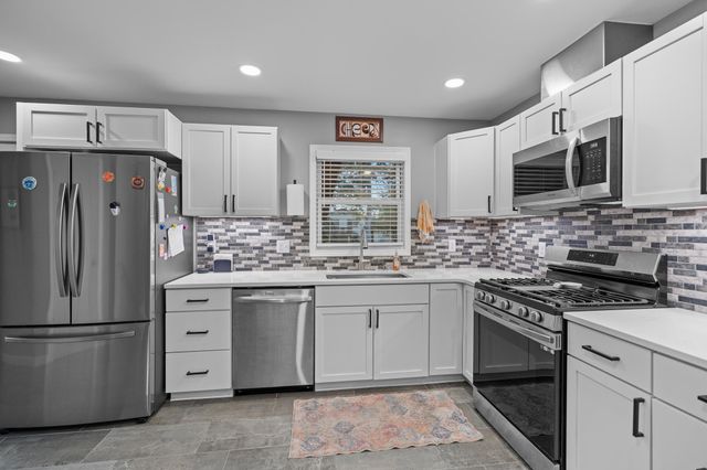 3415 7th Street NW, Rochester, MN 55901